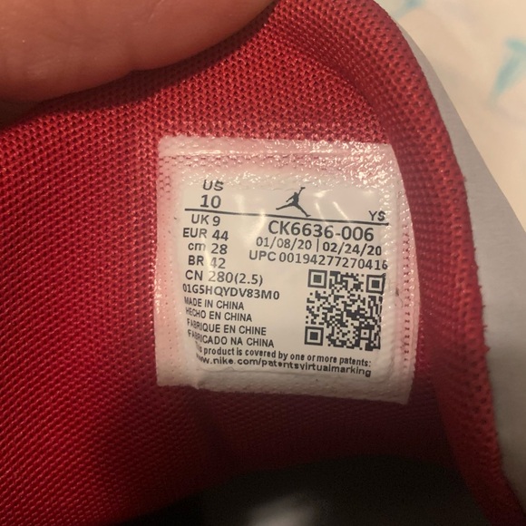 Jordan Max aura 2 brand new w/box - Picture 4 of 5